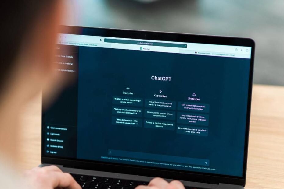Cómo ChatGPT puede ayudar a tu negocio: 10 maneras
